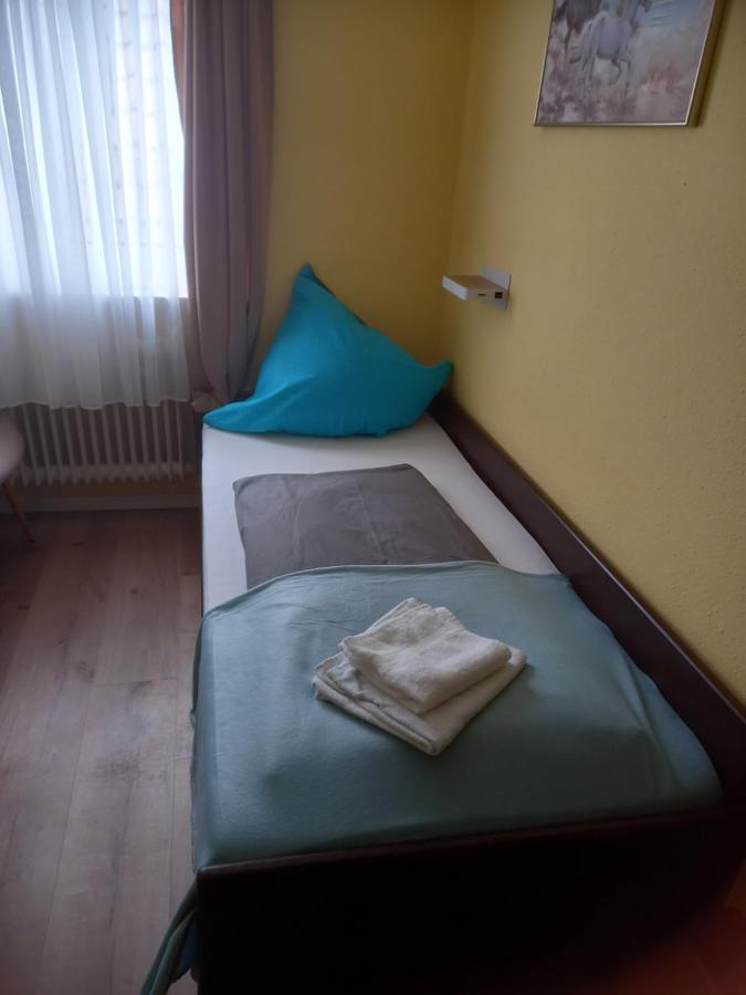 שטוטגרט Hotel Wiesbadener Hof מראה חיצוני תמונה