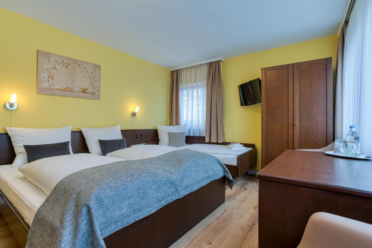 שטוטגרט Hotel Wiesbadener Hof מראה חיצוני תמונה